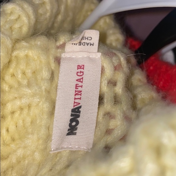 Sweater - Picture 3 of 3